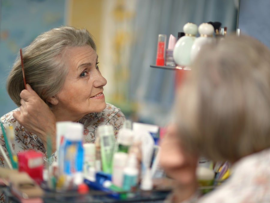 Senior Care Shelby OH - Four Possible Ideas for Encouraging Your Senior to Bathe