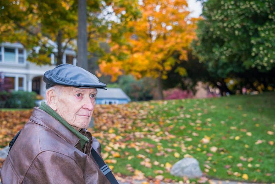 Dementia Care Ontario OH - Things To Bring When Taking A Senior With Alzheimer’s Somewhere