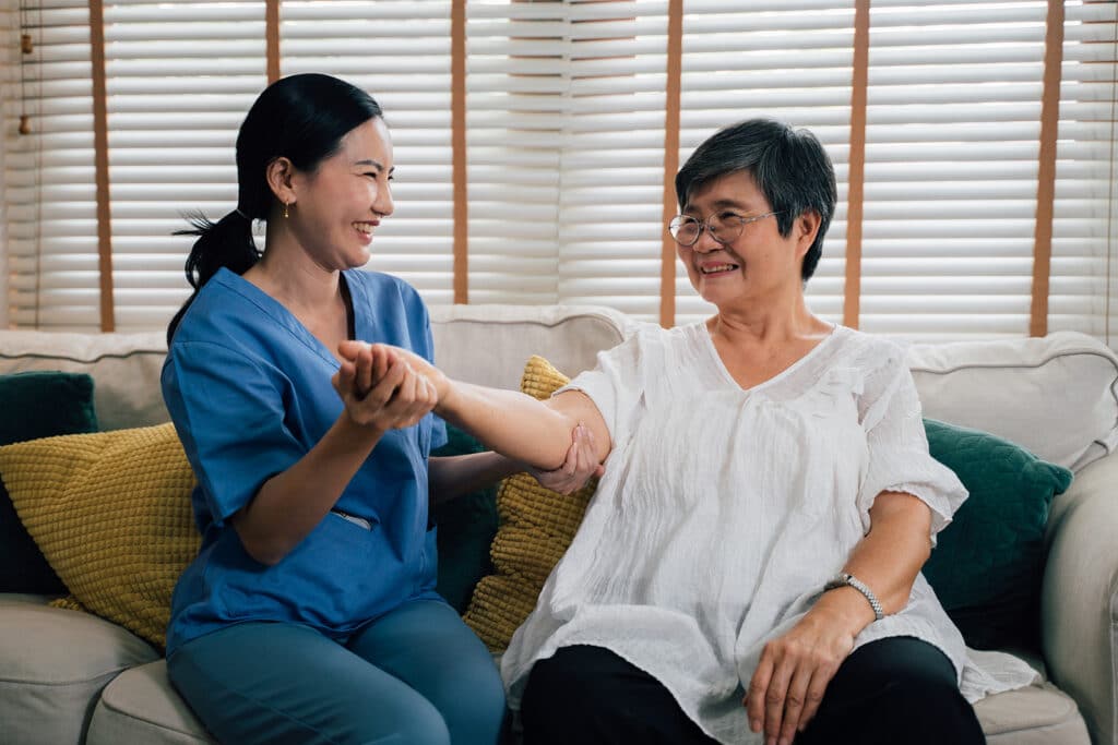 Skilled Nursing Care Galion OH - How Skilled Nursing Care Helps Seniors Manage Arthritis At Home